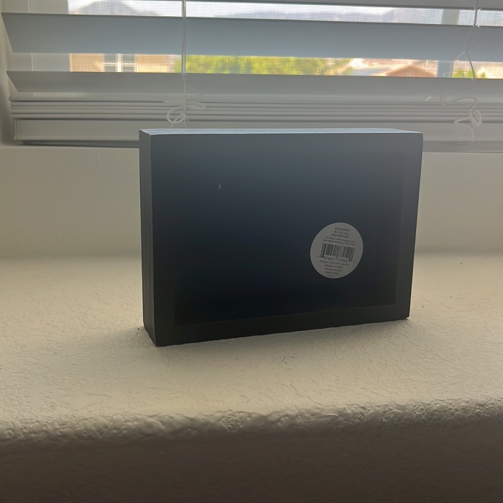 Home decor - Picture 2 of 2